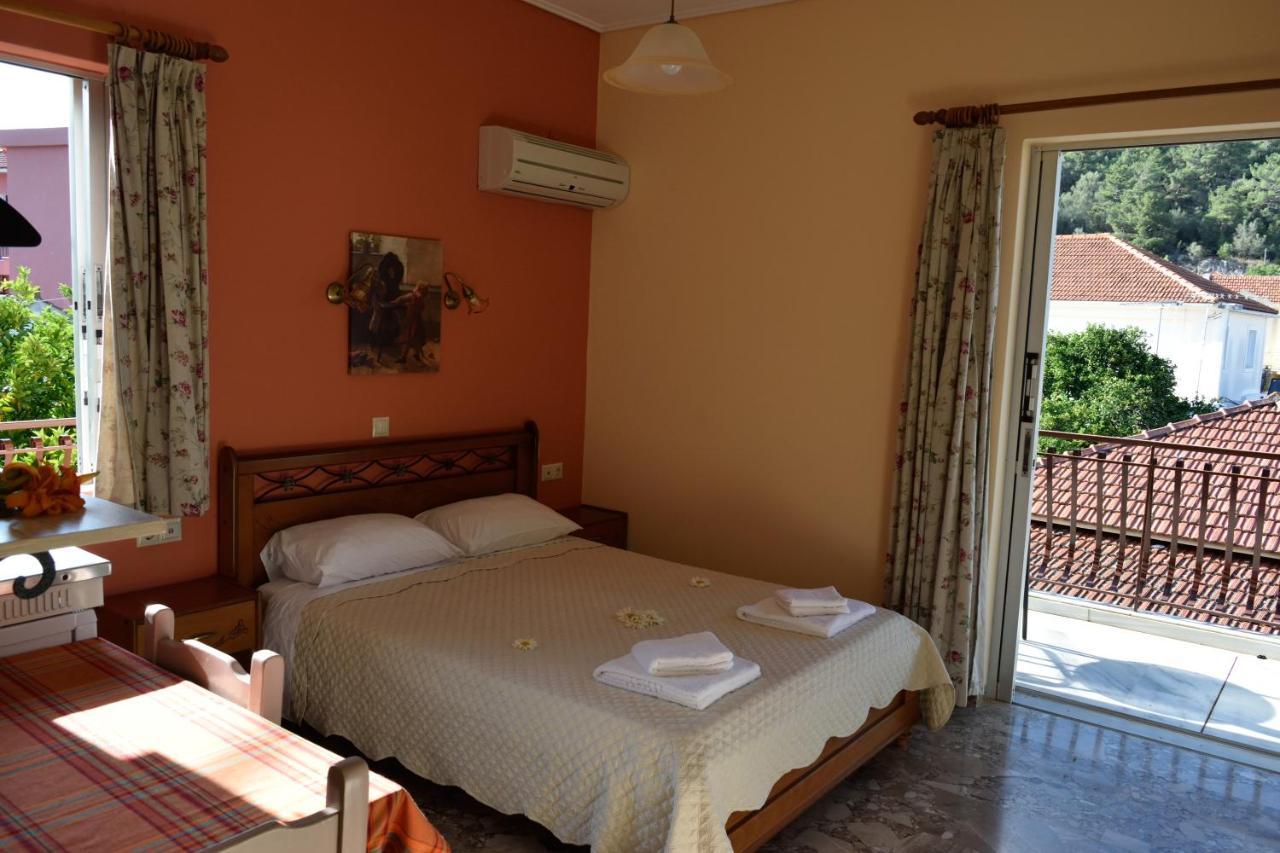 Stamoulis Apartments Agia Efimia Exterior foto