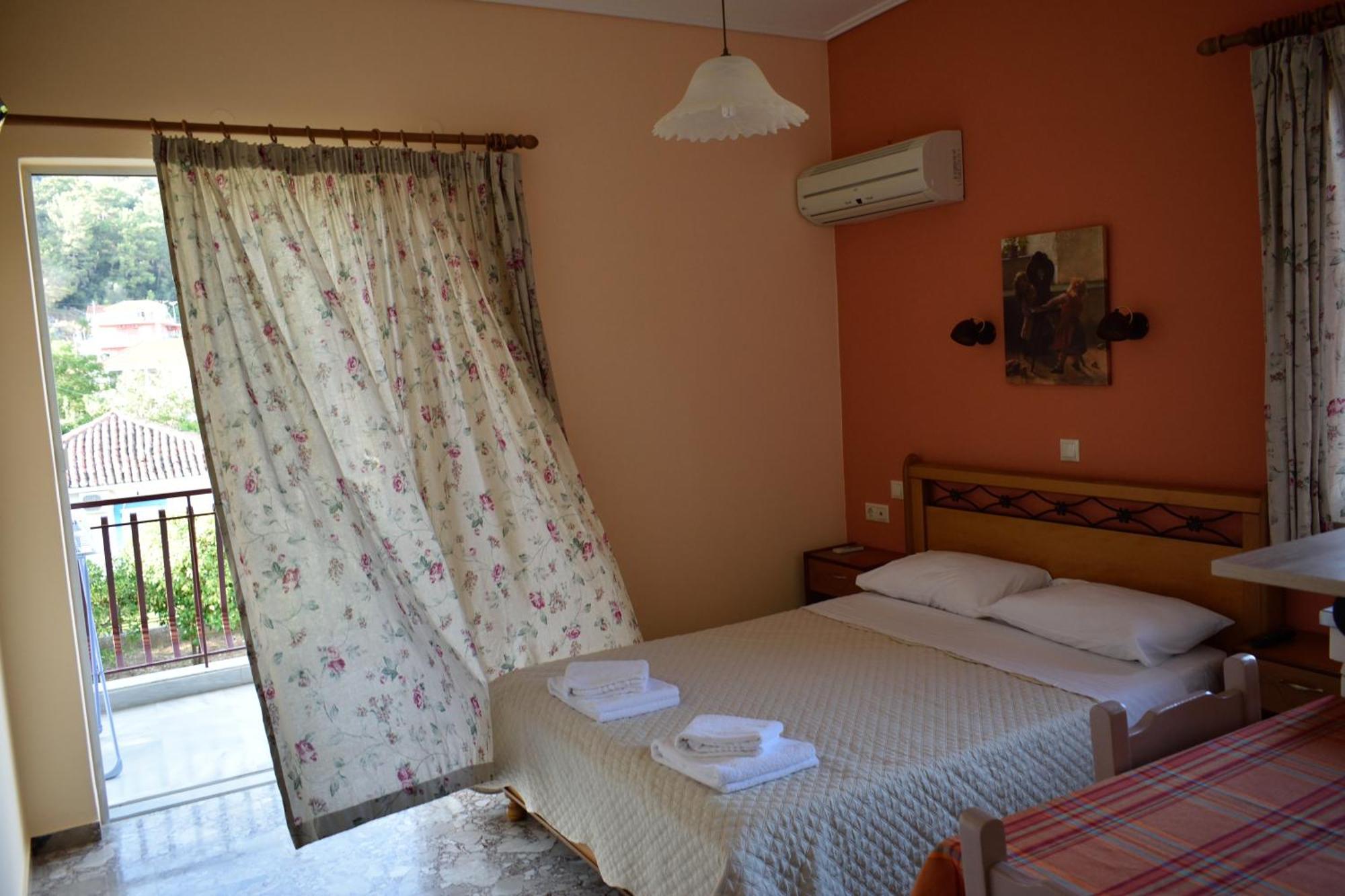 Stamoulis Apartments Agia Efimia Zimmer foto